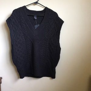 Forever 21 Dark Grey Cable Knit Sweater Vest Mens